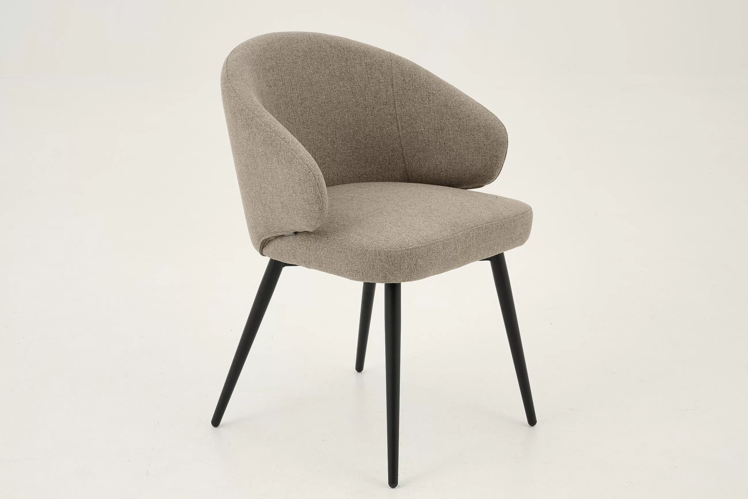 Bilund, Chair, Fabric^Flamant Fashion