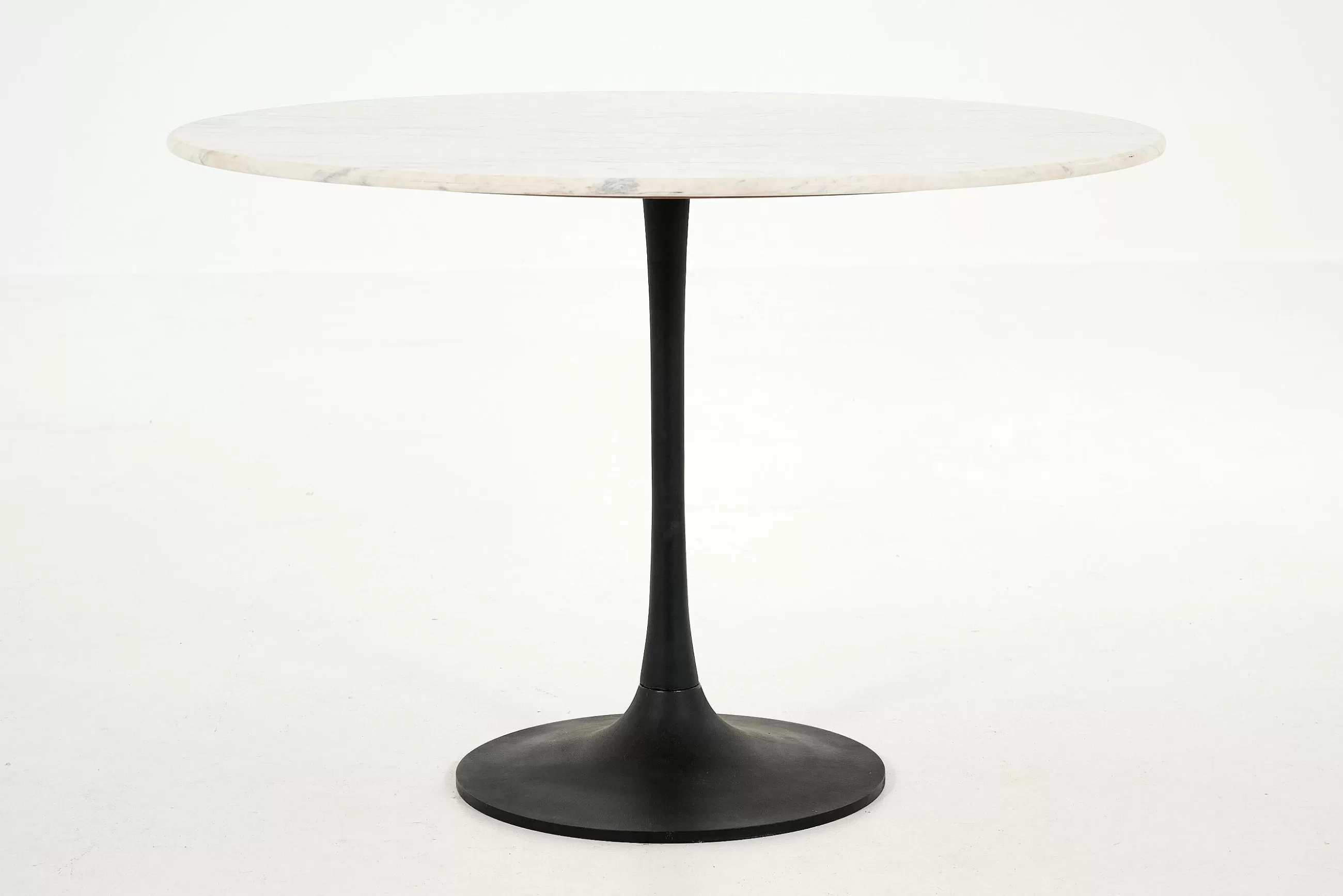 Fano, Dining Table, Round, White Marble^Flamant New