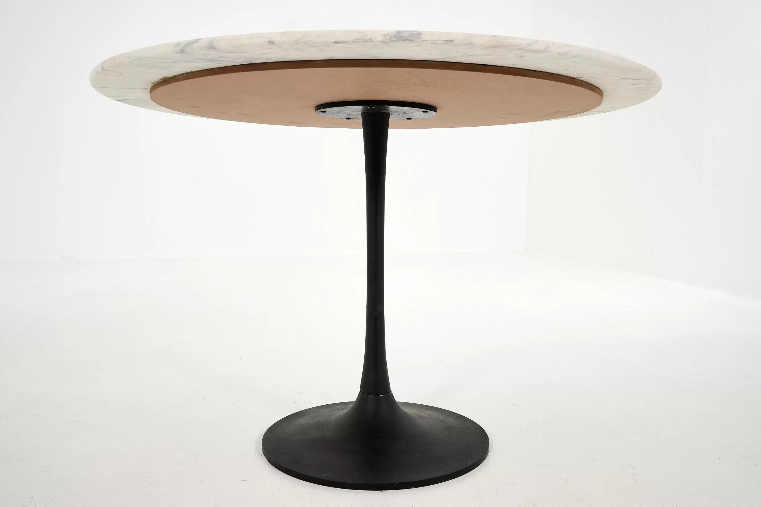 Fano, Dining Table, Round, White Marble^Flamant New