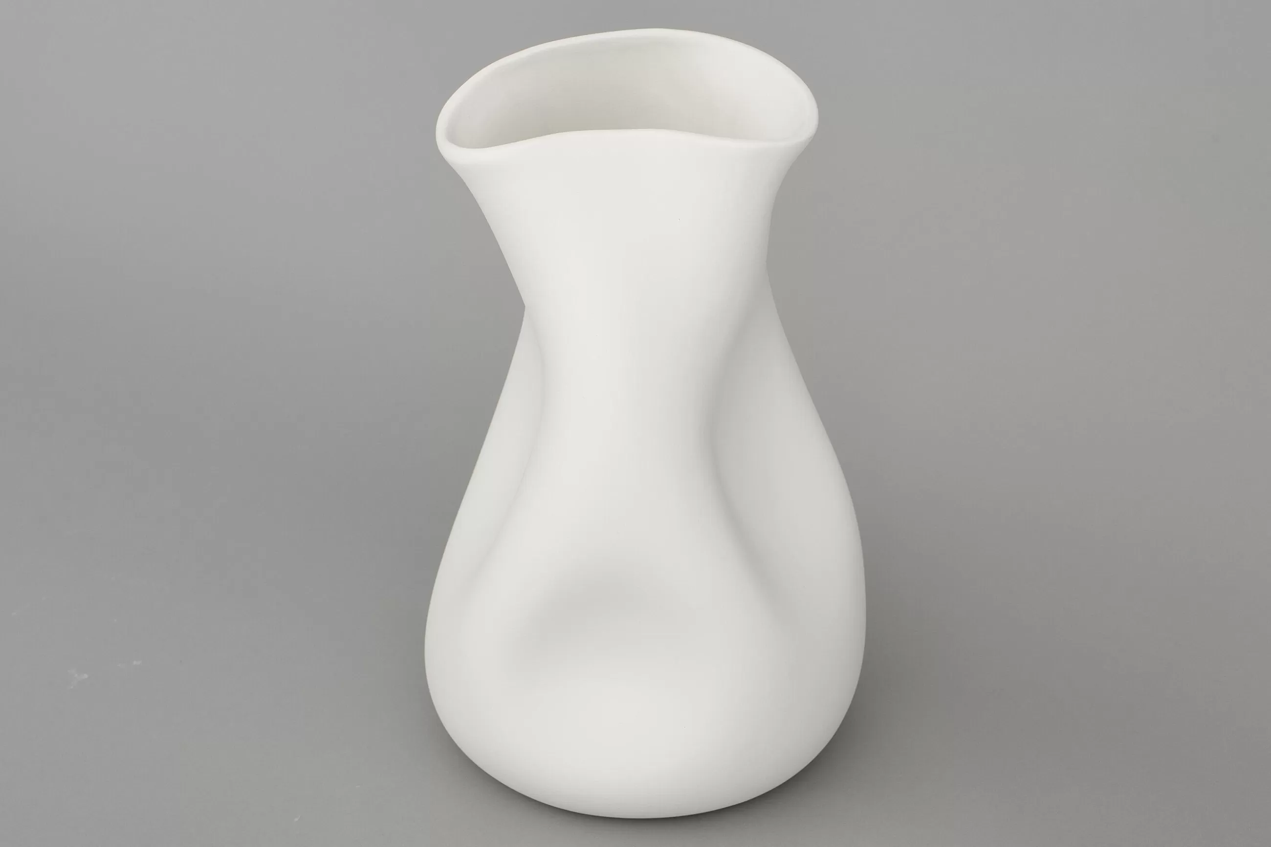 Lorena, Vase, Ceramic, White, Model 1^Flamant Sale