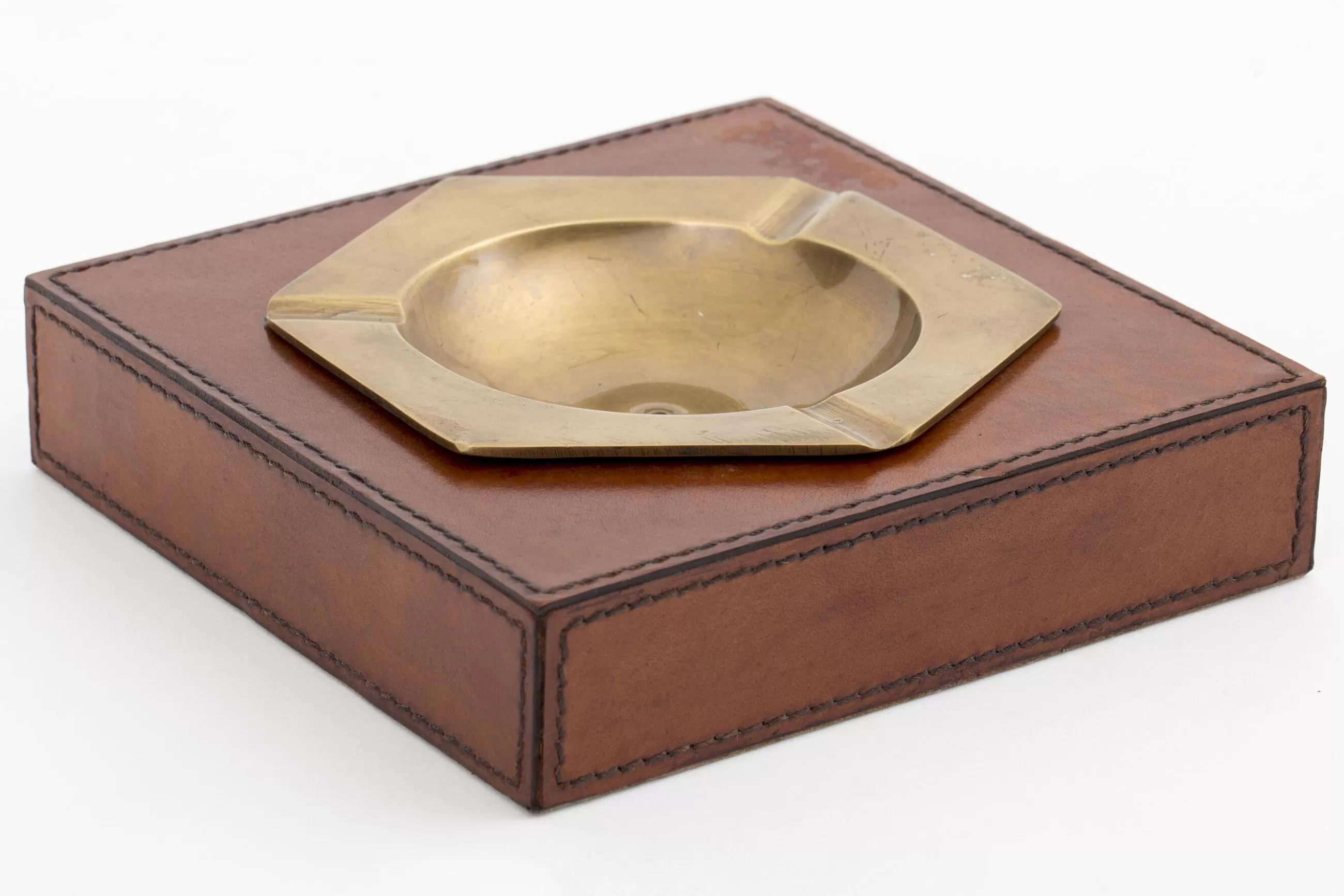 Manhattan, Ashtray, Brown Leather^Flamant New