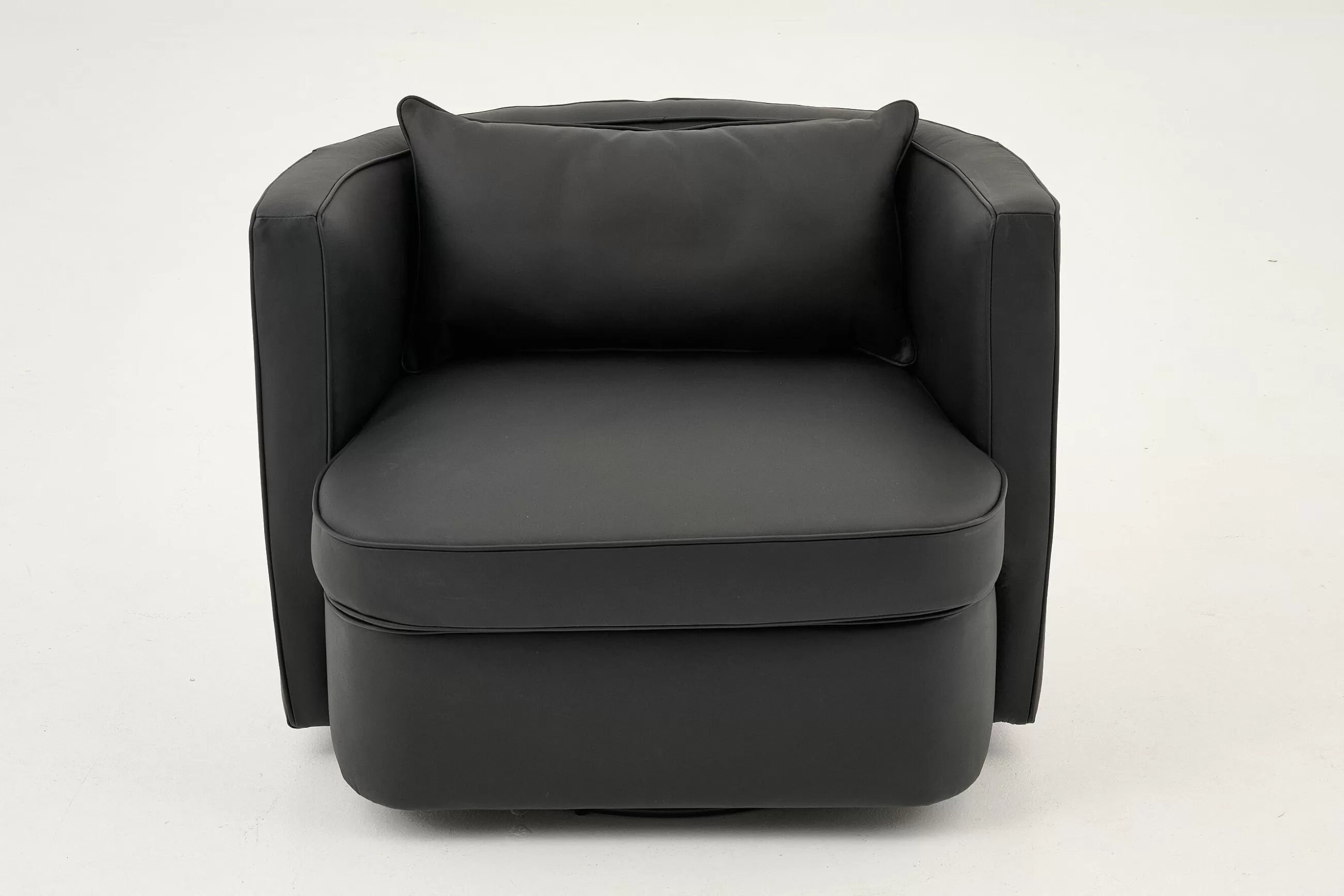 Nelia, Armchair, Leather Black, Rotatable^Flamant Best