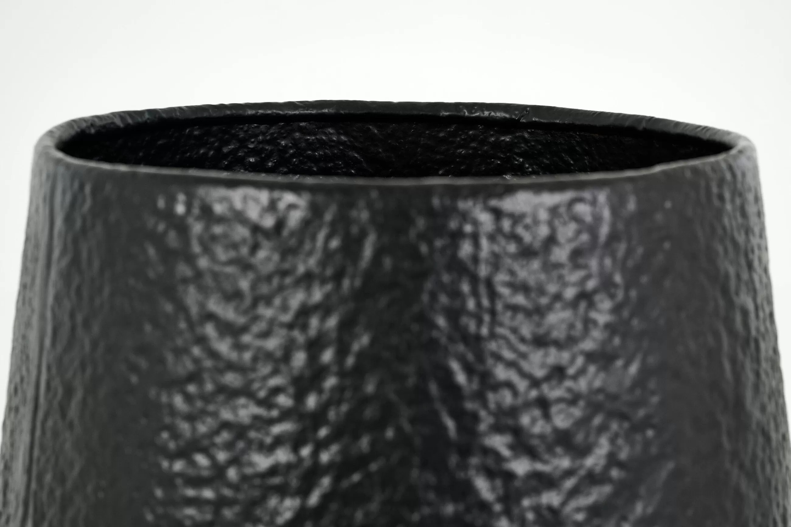 Santos, Planter, Black, L^Flamant Discount