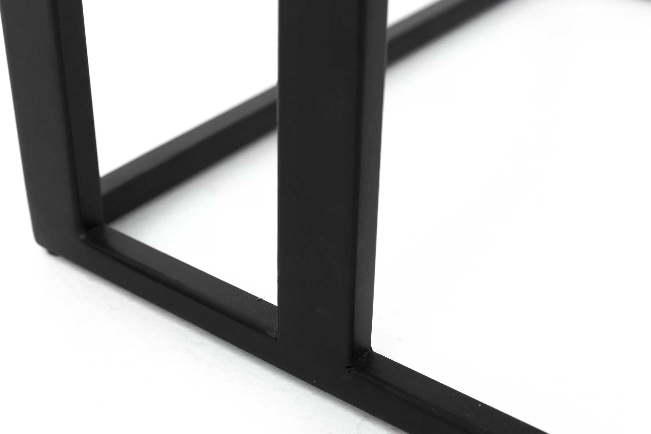 Winsor, Side Table, Black, Model 2^Flamant Outlet